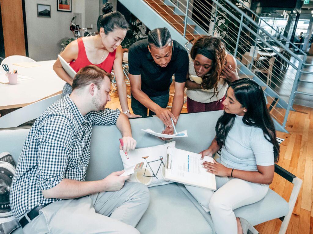 Elevate Your Online Presence with Vogique Elite: Your Full-Digital Marketing Service Partner